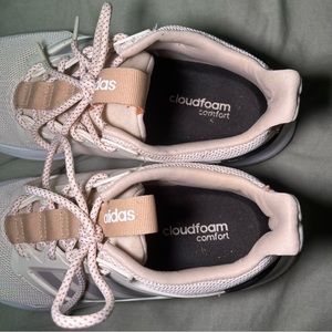 Adidas Cloud Foam Shoes